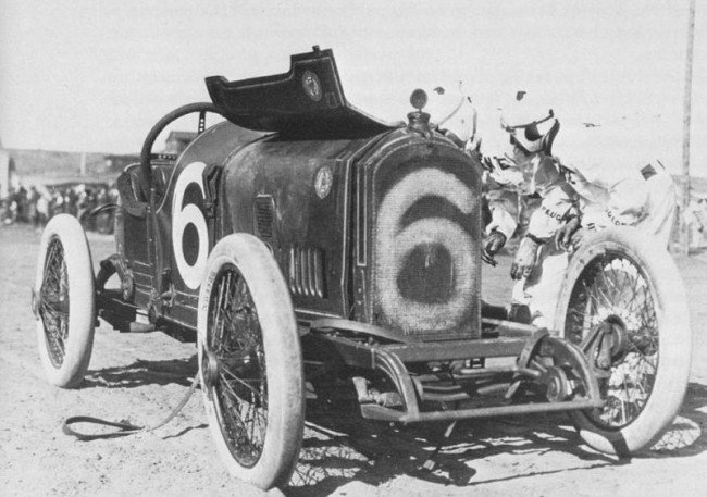 Bob Burman and Peugeot number 6, with a blown engine