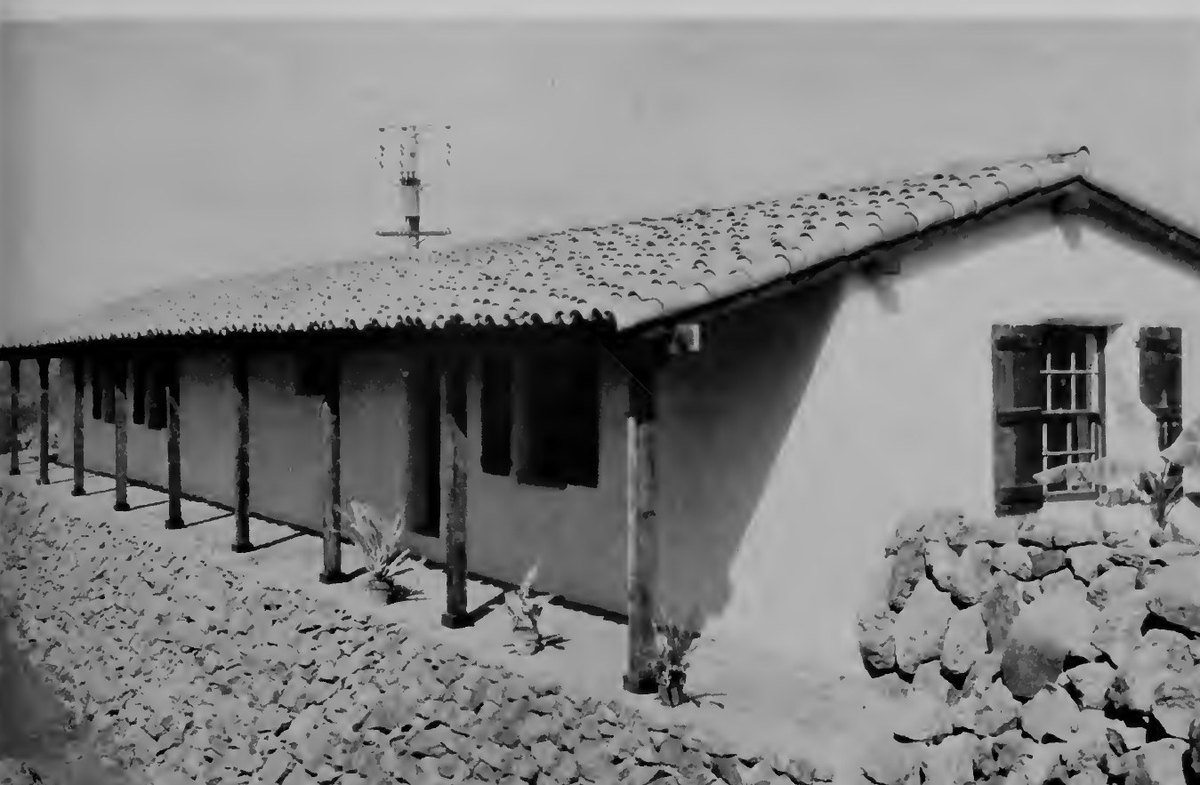Pump house on the Douglas Fairbanks and Mary Pickford estate at Rancho Santa Fe, 1928