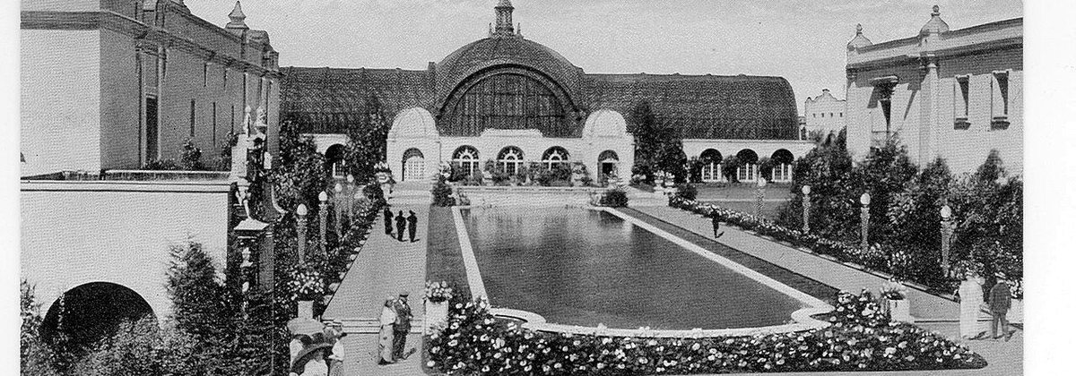 The lagoon and Botanical Building, Panama California Exposition
