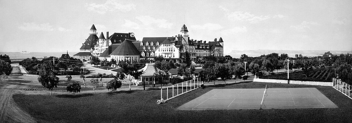 Hotel del Coronado from the beach